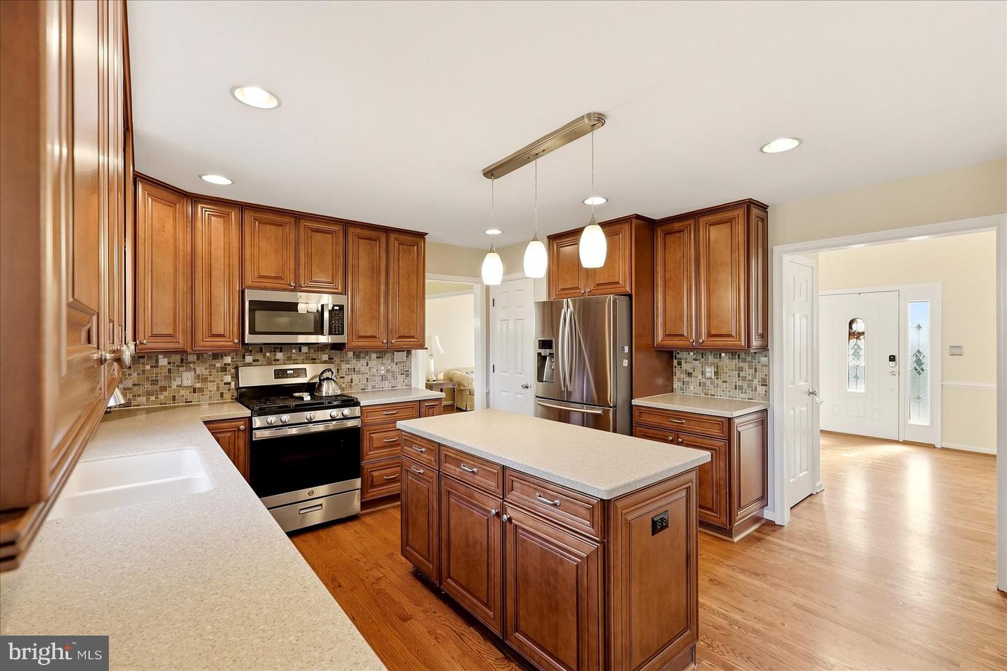 11702 Duchess Dr Property Photo 6