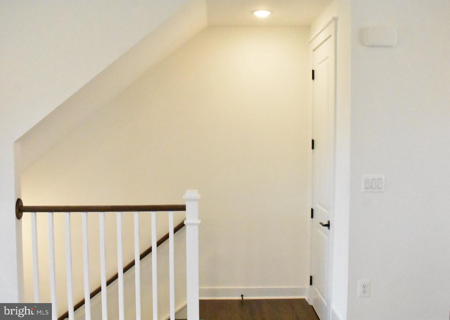 9604 Blue Ash Alley Property Photo 8