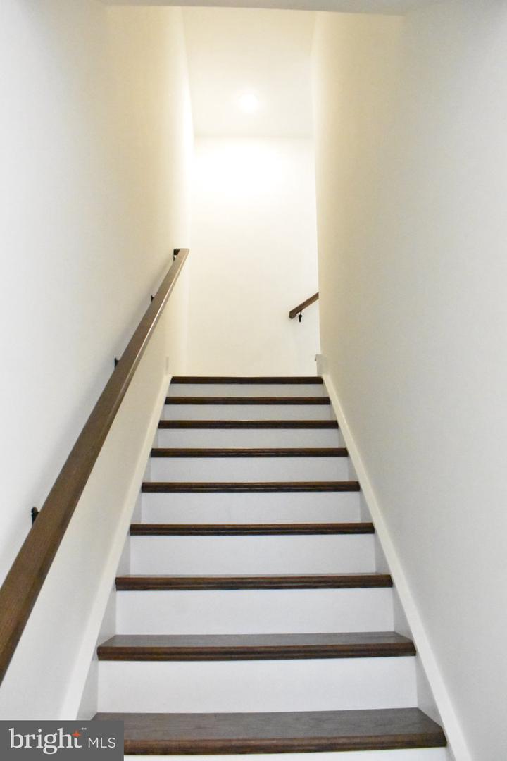 9604 Blue Ash Alley Property Photo 17