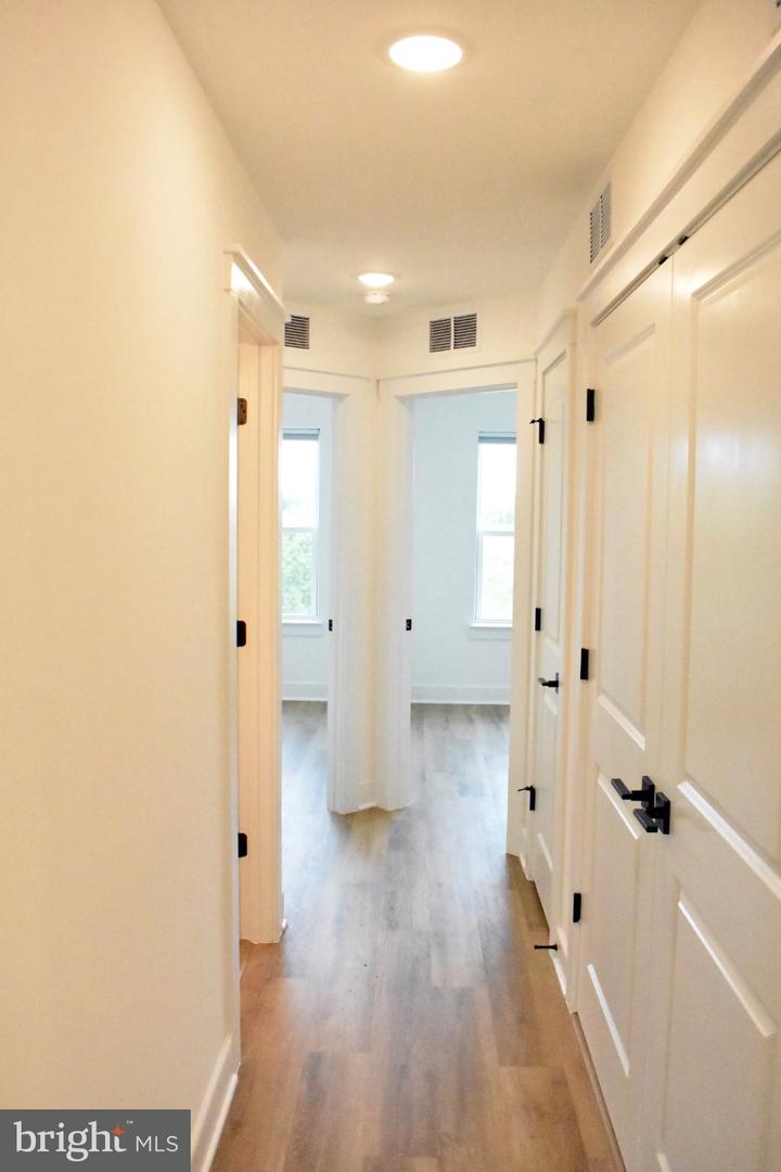 9604 Blue Ash Alley Property Photo 18