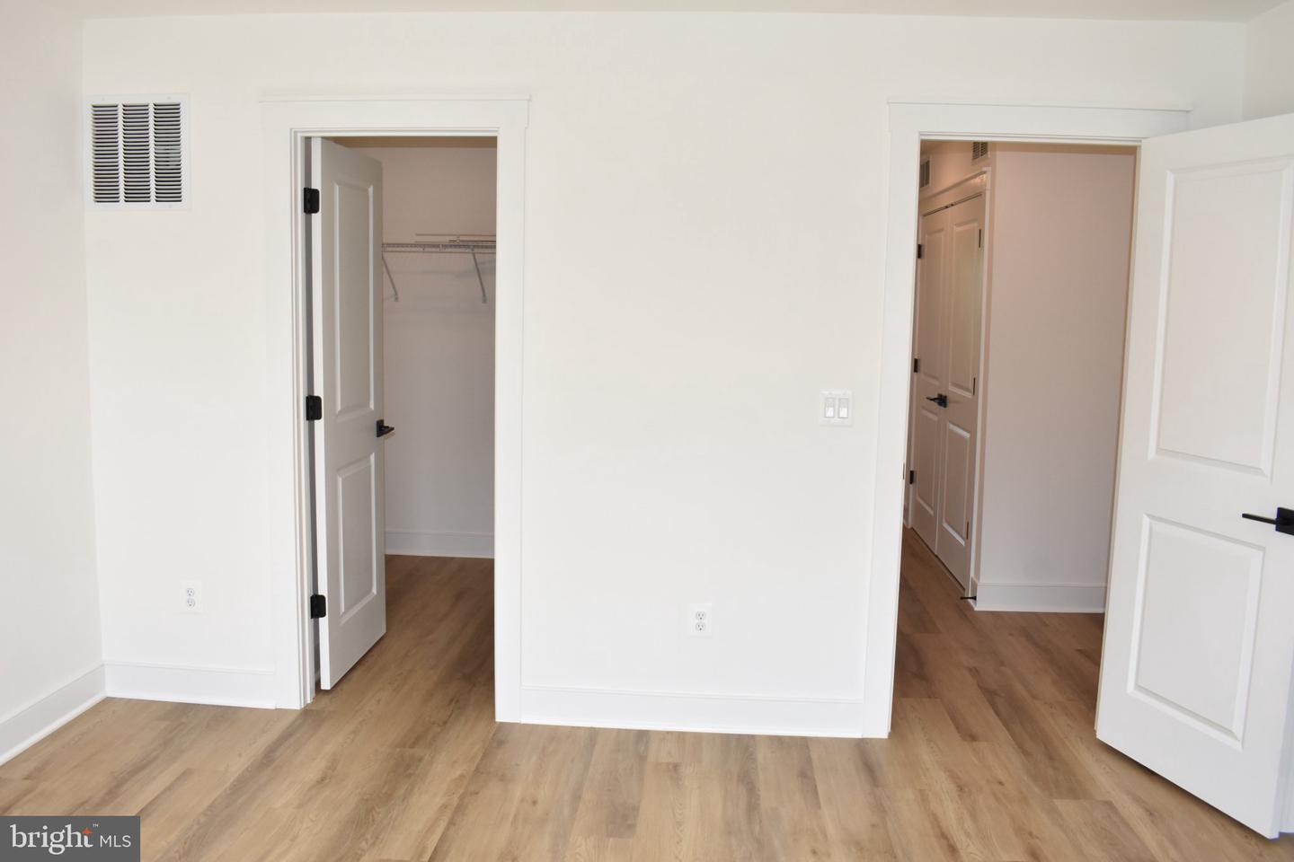 9604 Blue Ash Alley Property Photo 28