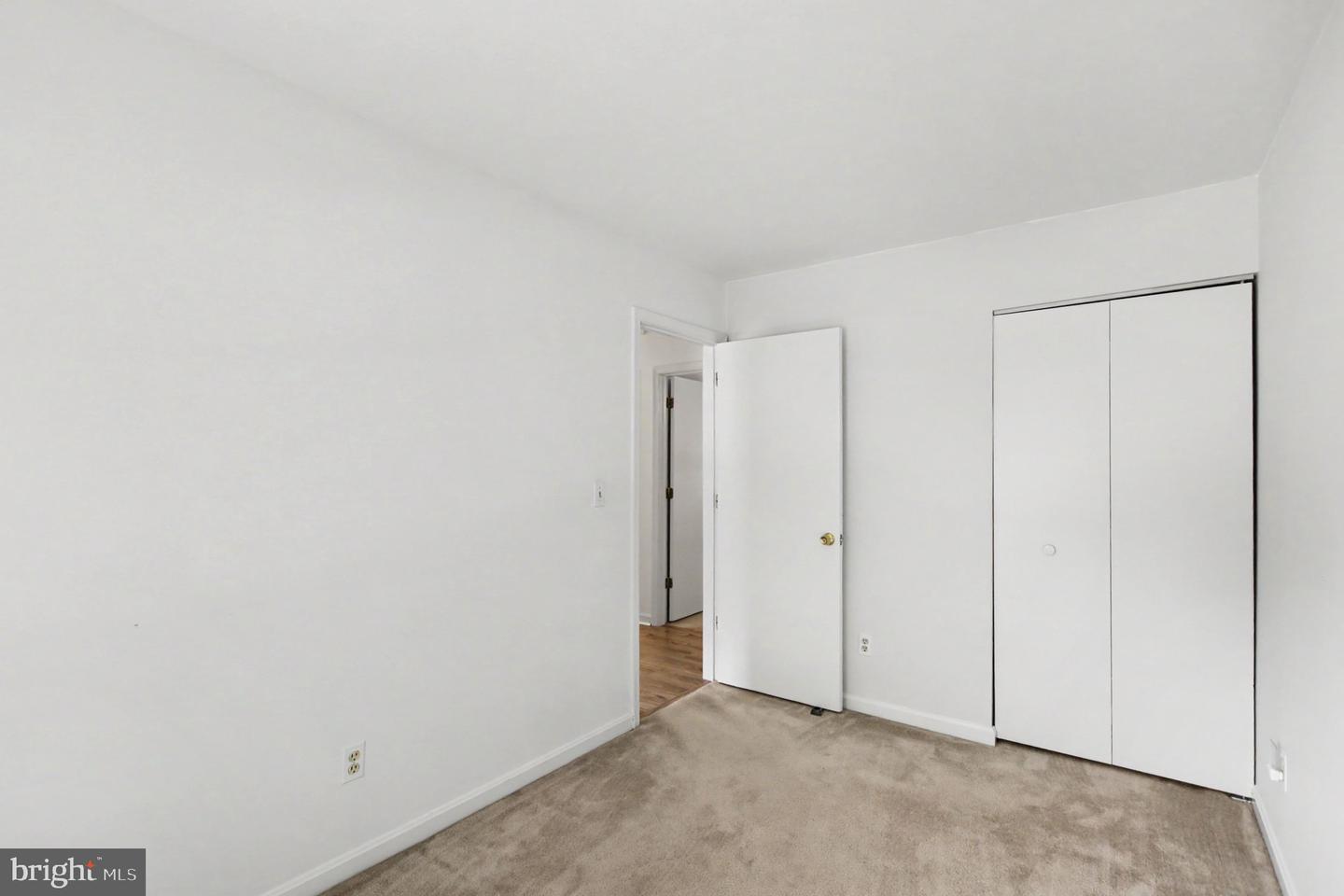 411 Polk Dr Property Photo 15