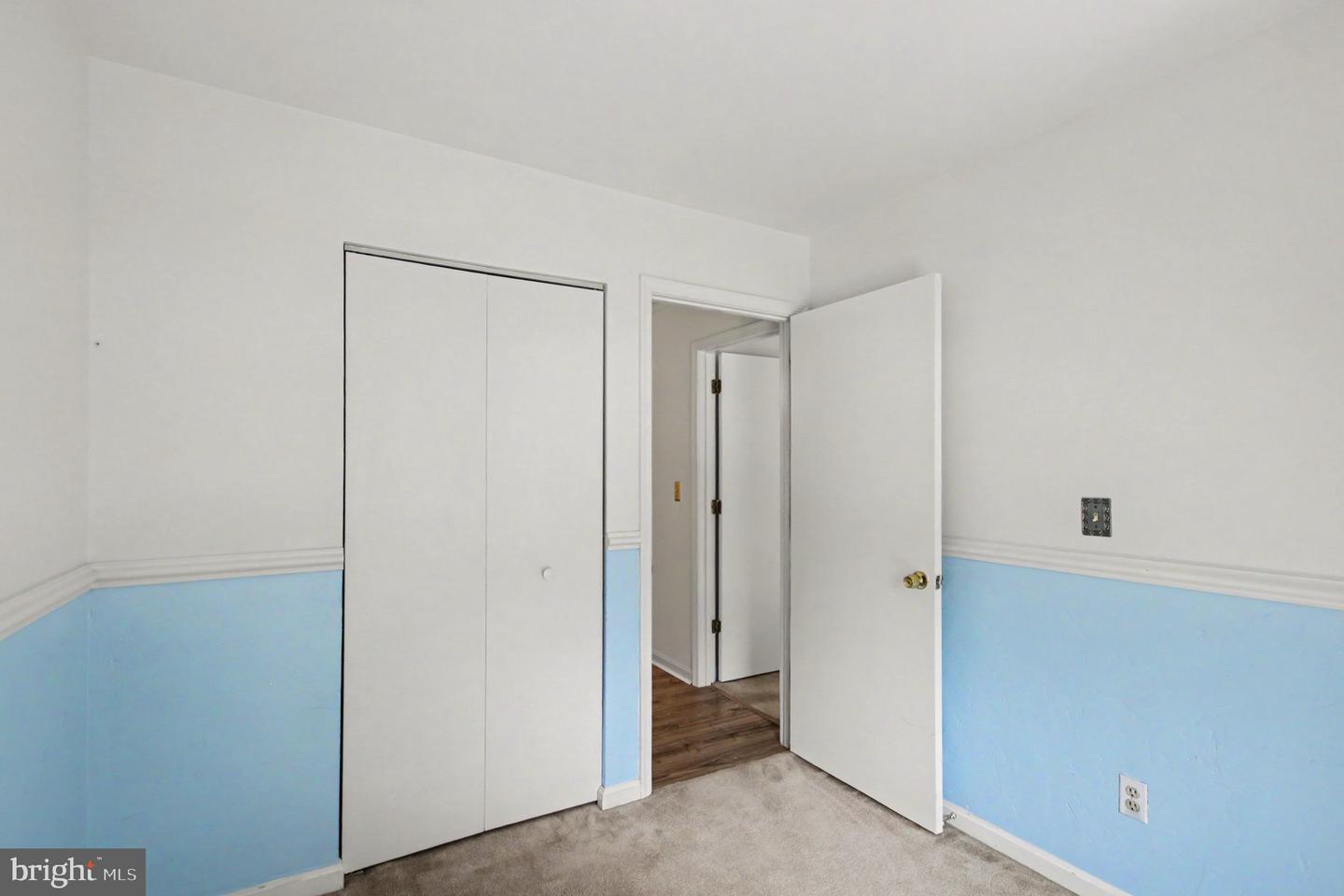 411 Polk Dr Property Photo 18