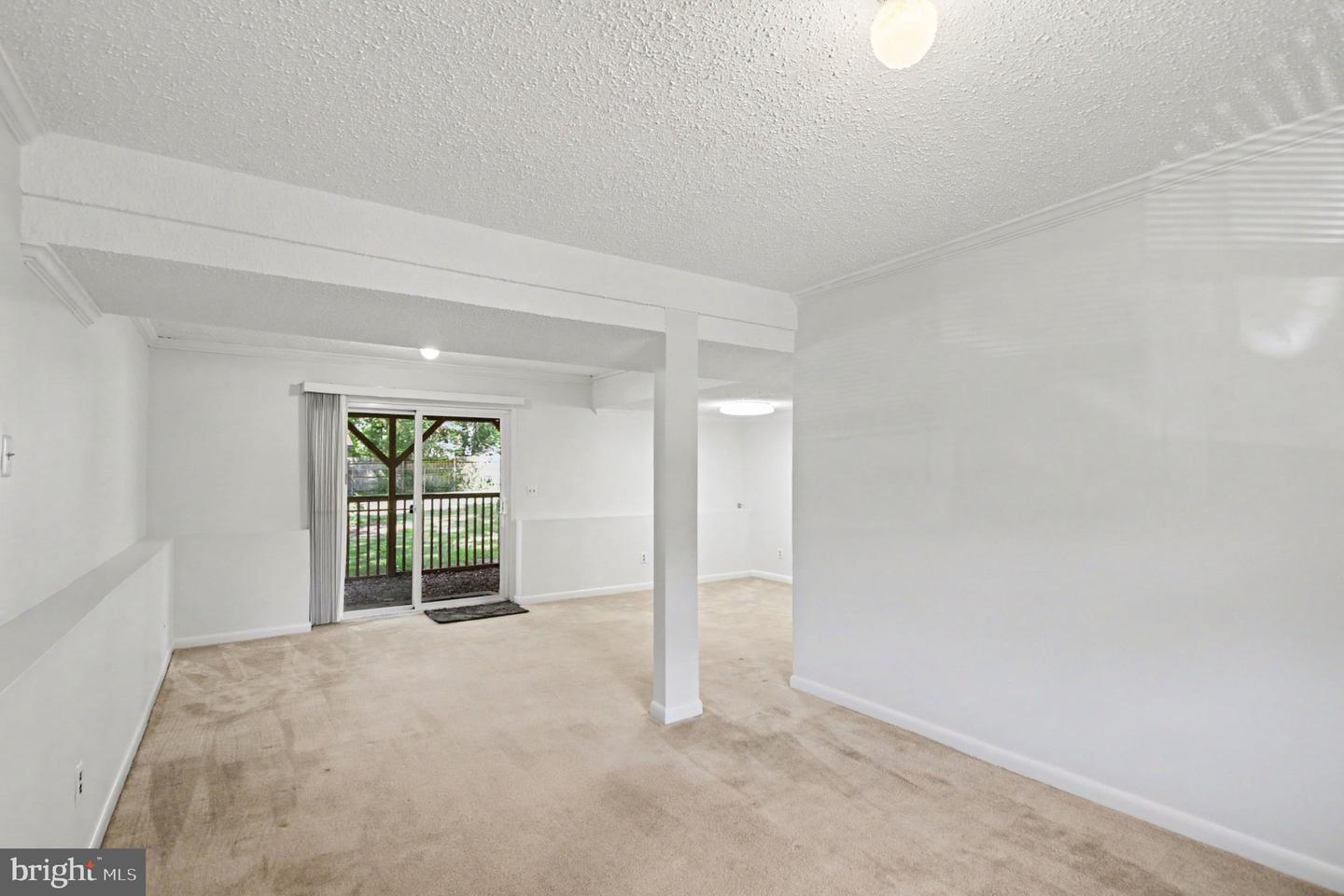 411 Polk Dr Property Photo 22