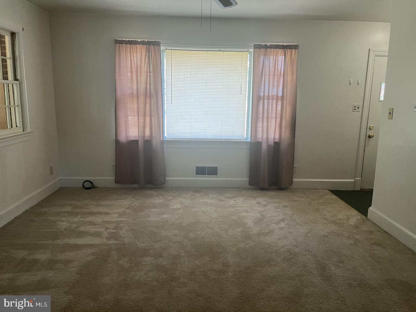 4906 Hood Dr Property Photo 2