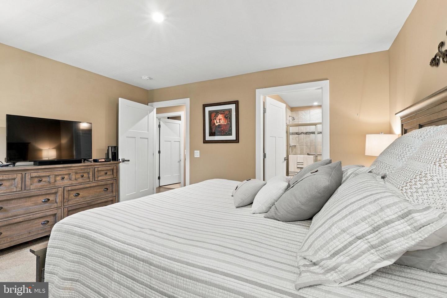 8934 Penrith Dr Property Photo 14