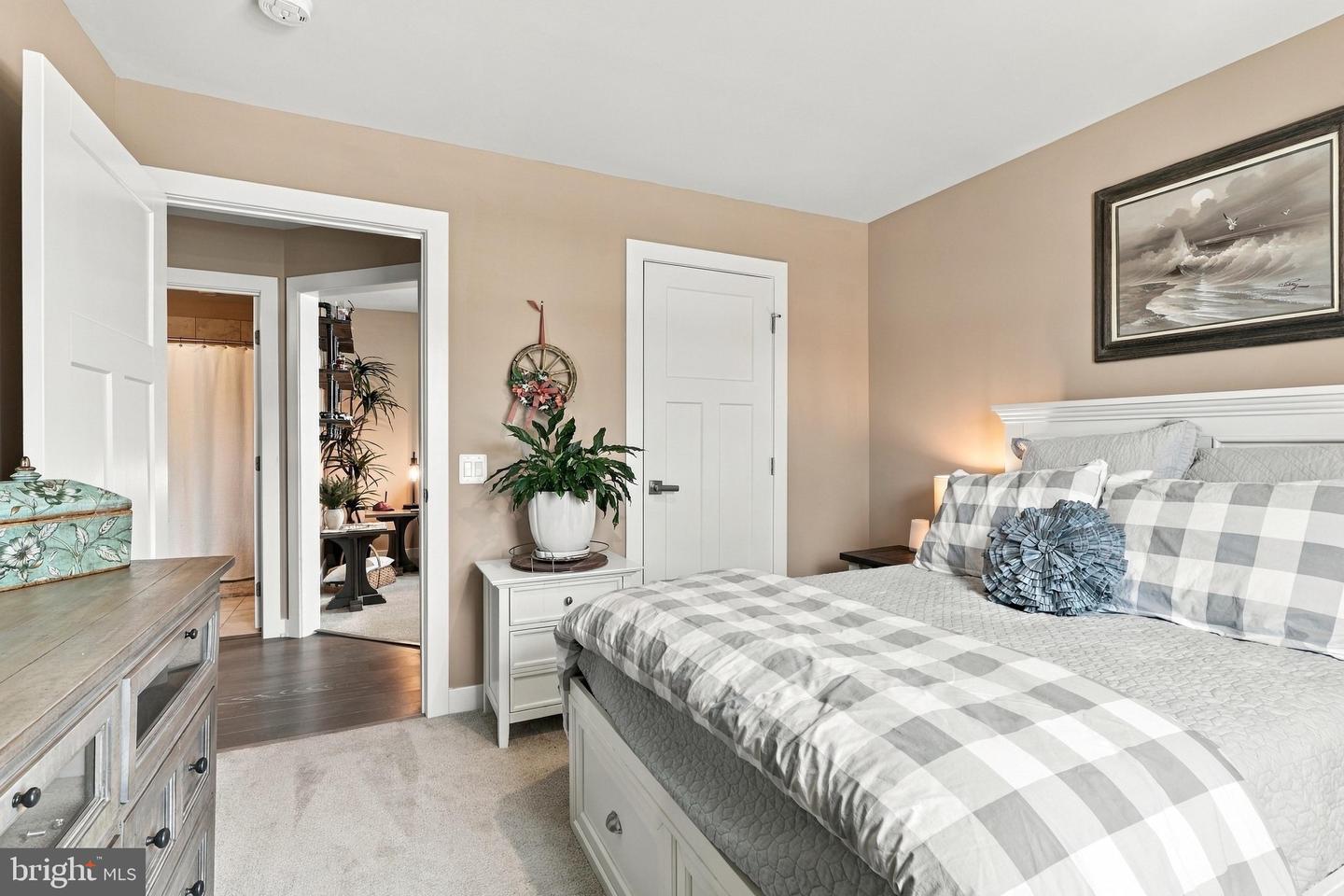 8934 Penrith Dr Property Photo 18