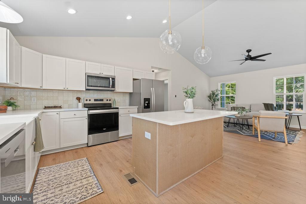 5500 Bazzanella Dr Property Photo 17