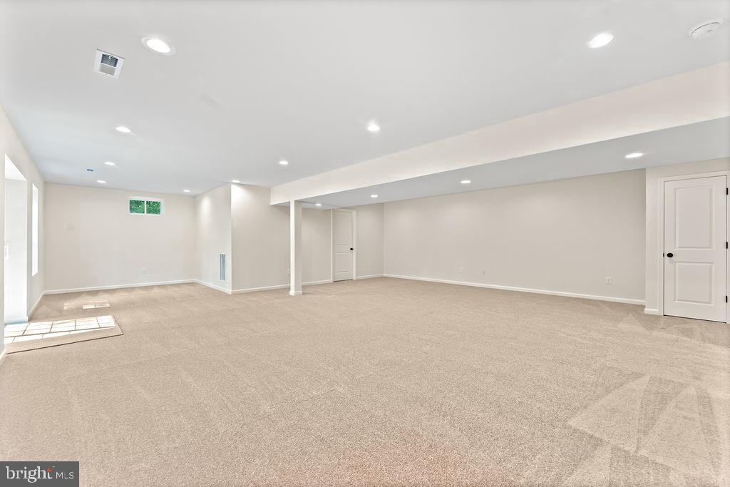 5500 Bazzanella Dr Property Photo 38