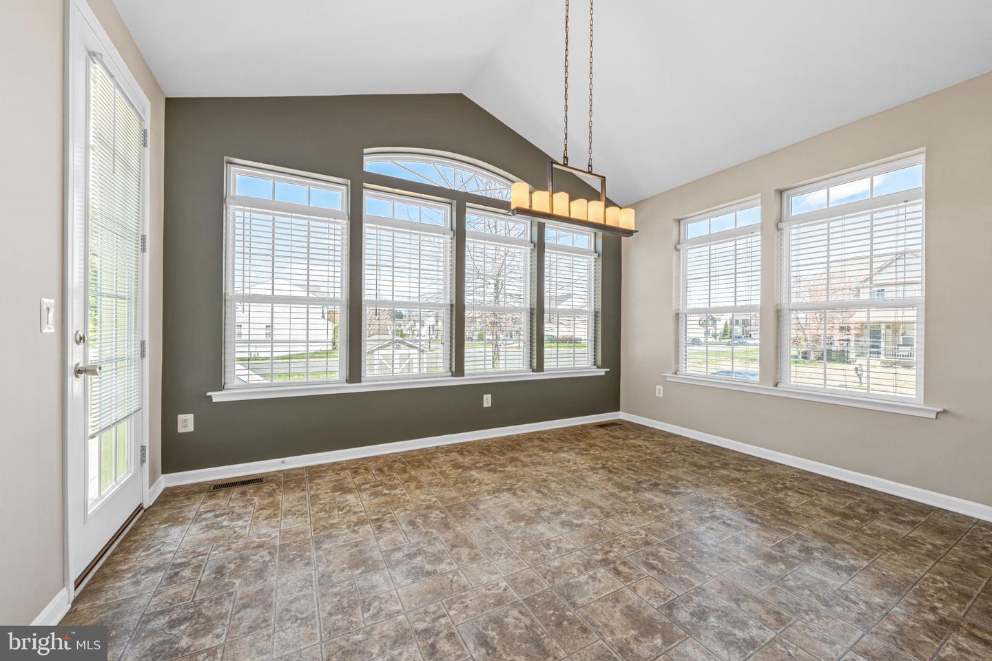 6101 Black Oak Ct Property Photo 12