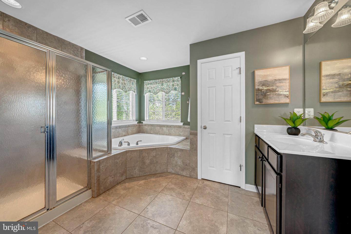 6101 Black Oak Ct Property Photo 38