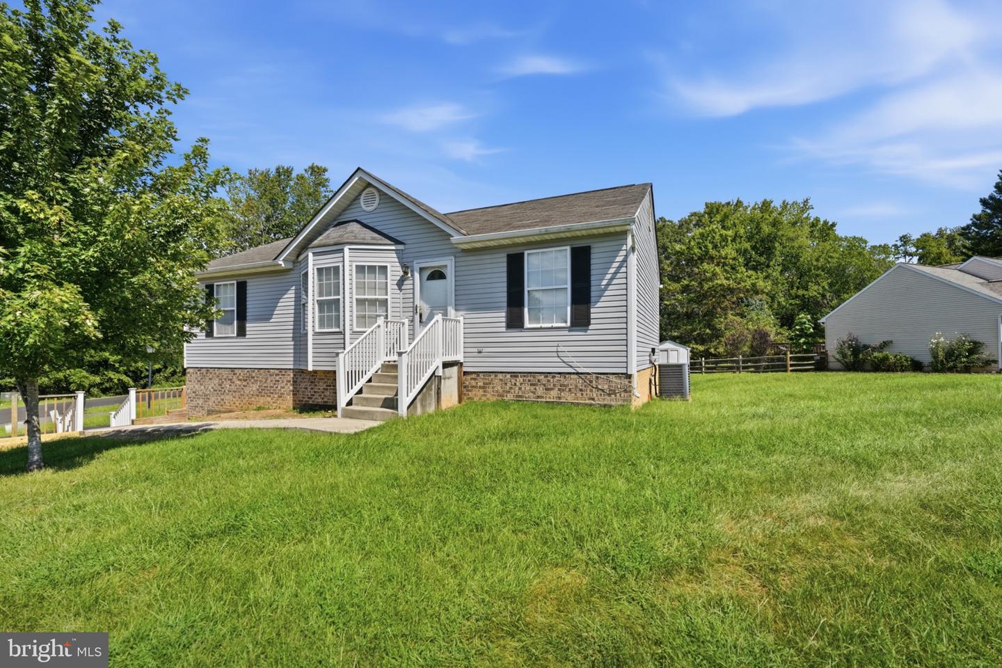 10721 Peach Tree Dr Property Photo 1