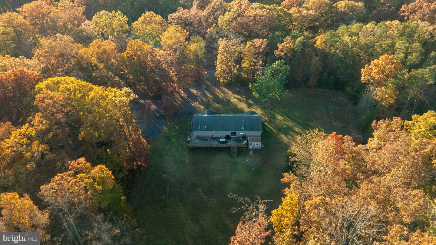 10325 Mill Pond Rd Property Photo 3