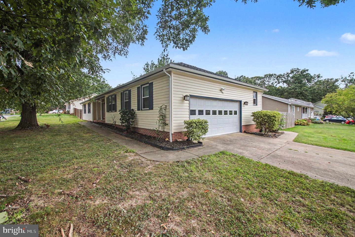 3901 Copperleaf Rd Property Photo 3