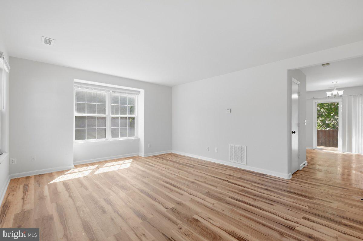 9918 Matti Hill Ct Property Photo 5