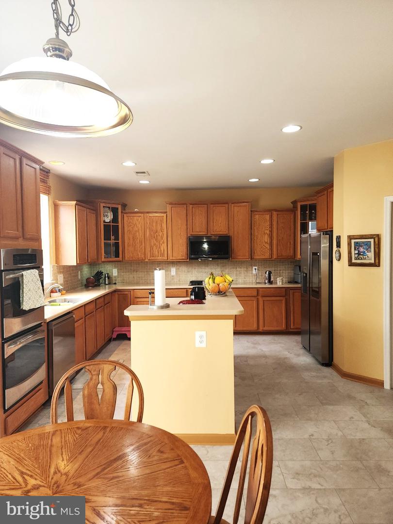 9316 Birch Cliff Dr Property Photo 3