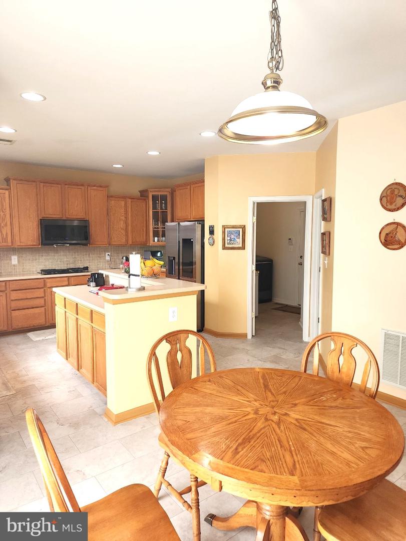9316 Birch Cliff Dr Property Photo 10