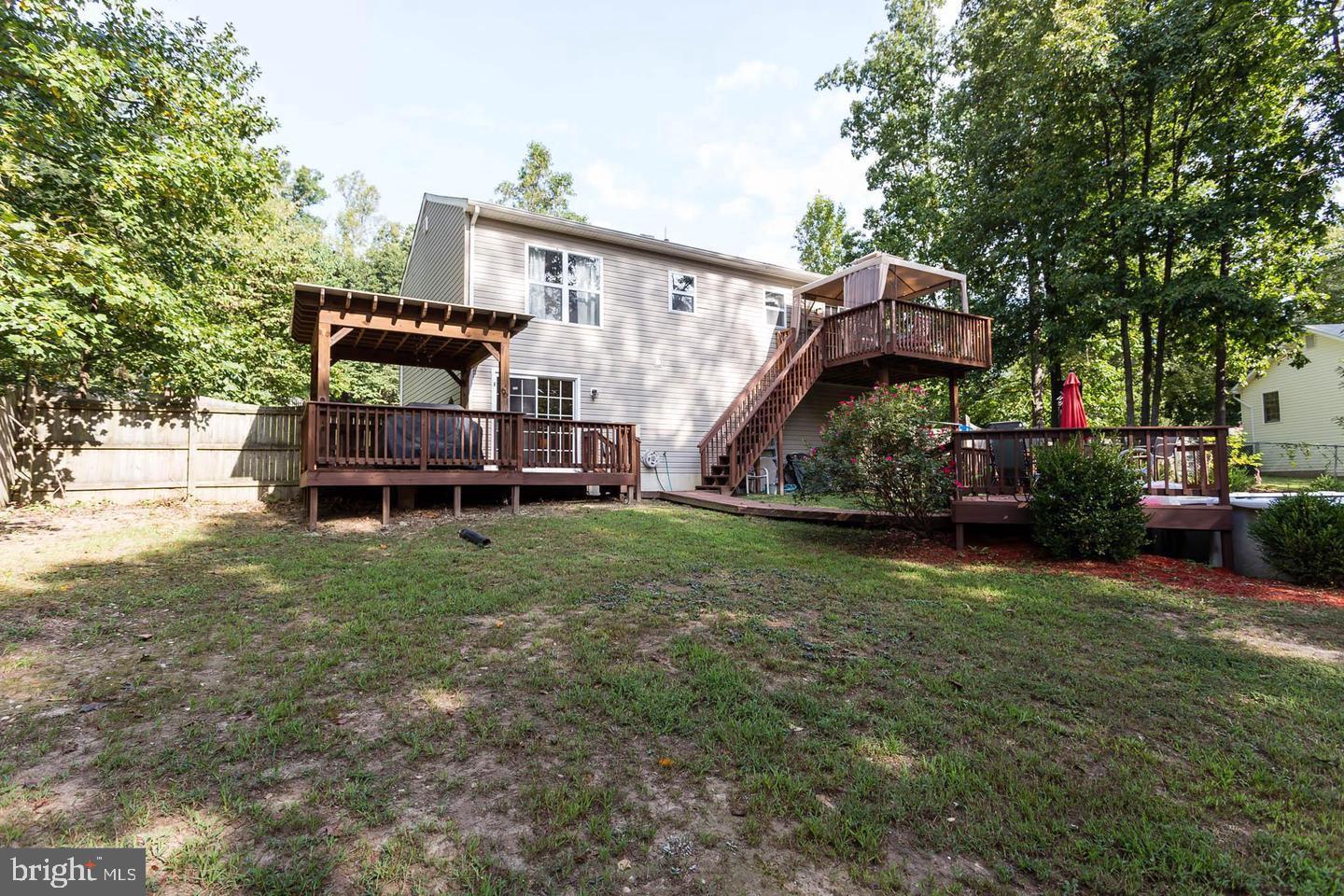 10411 Forest Hill Ct Property Photo 4