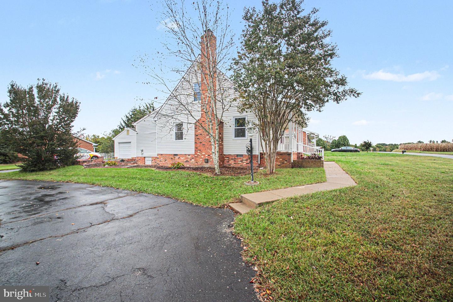11501 Harvestdale Dr Property Photo 3