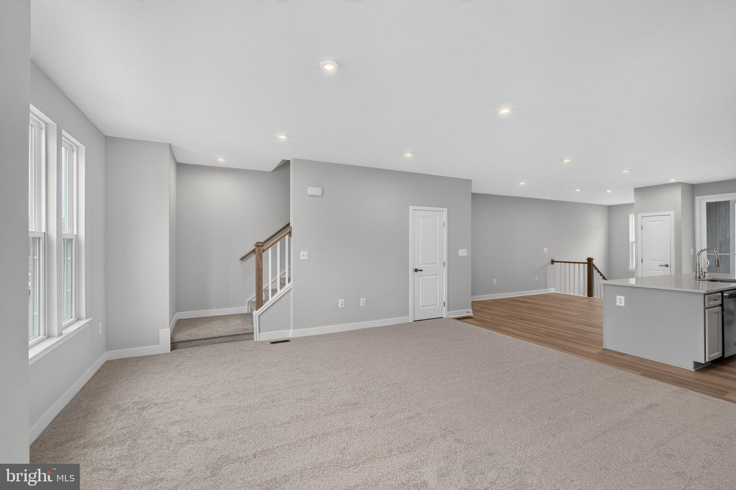 4361 Southerby Dr Property Photo 10