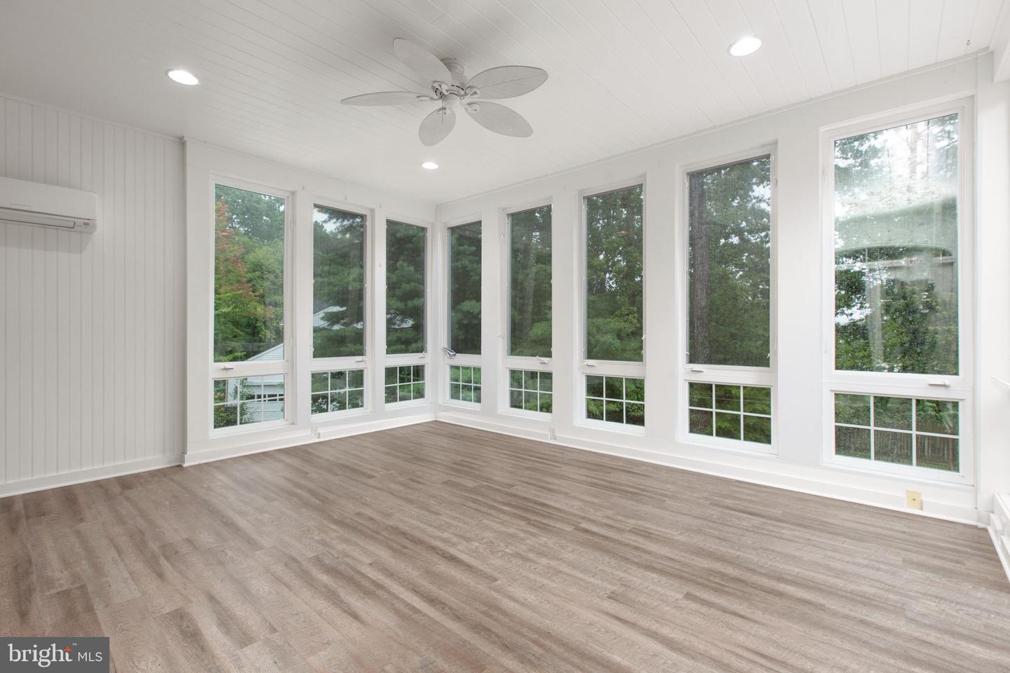 10109 Colechester St Property Photo 17