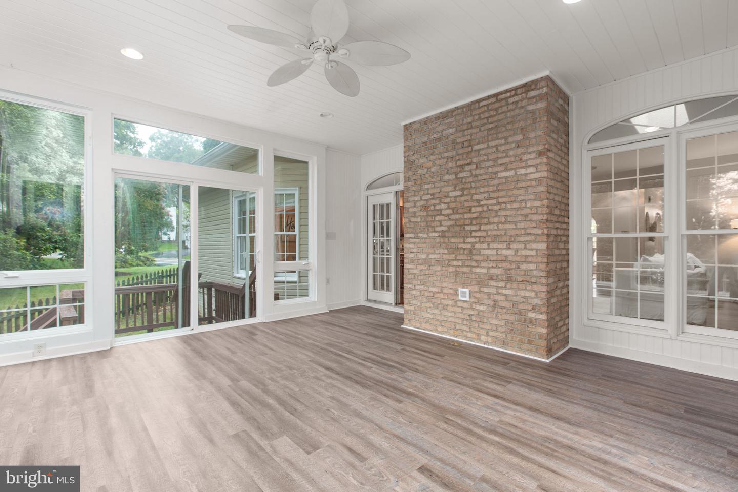 10109 Colechester St Property Photo 19