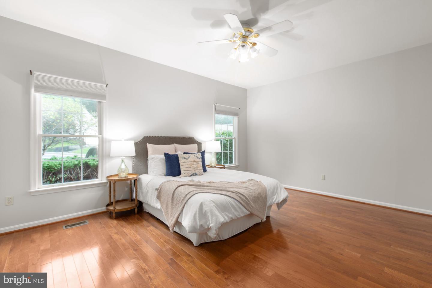10109 Colechester St Property Photo 23