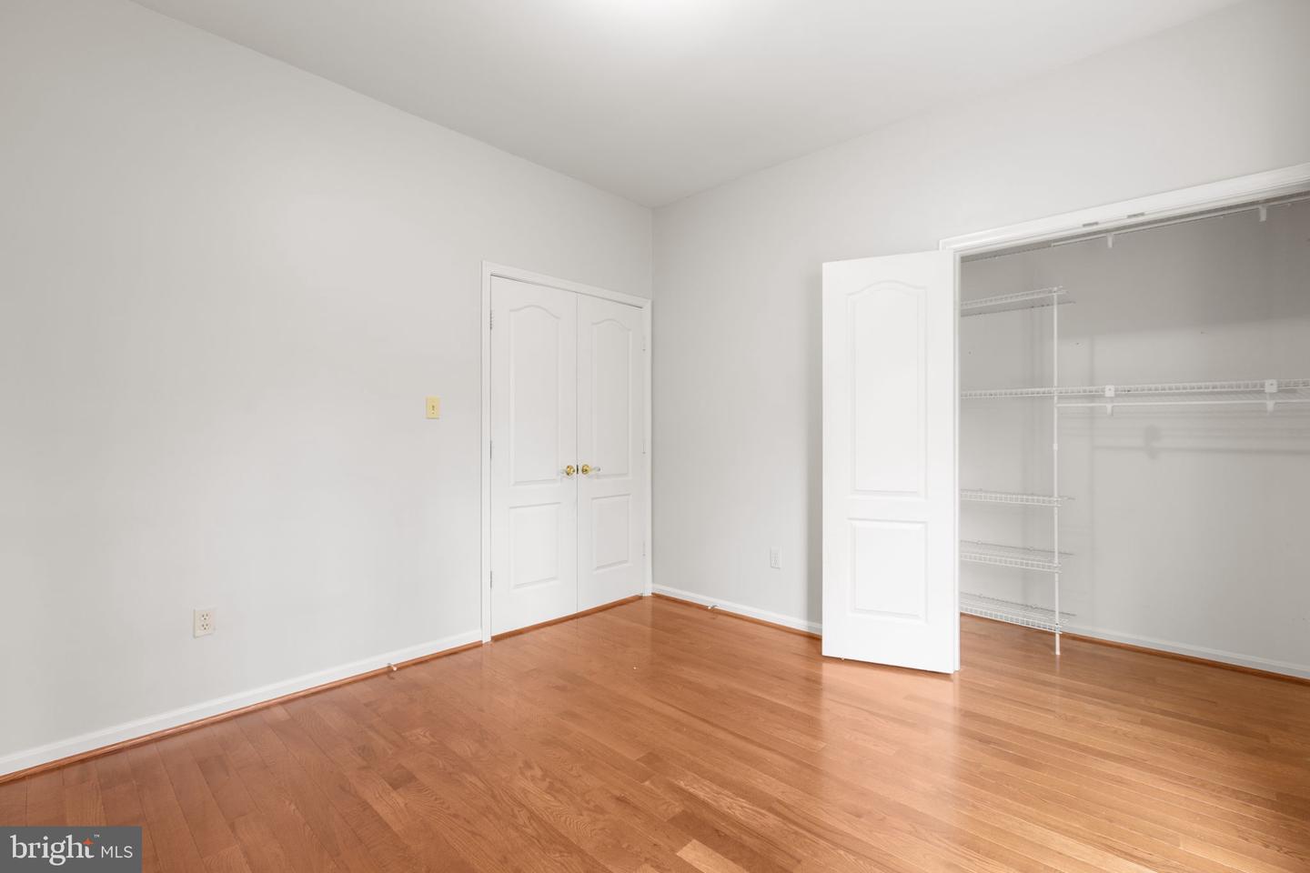 10109 Colechester St Property Photo 29