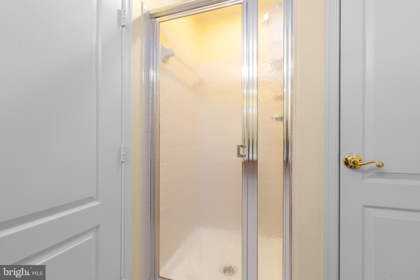 10109 Colechester St Property Photo 41