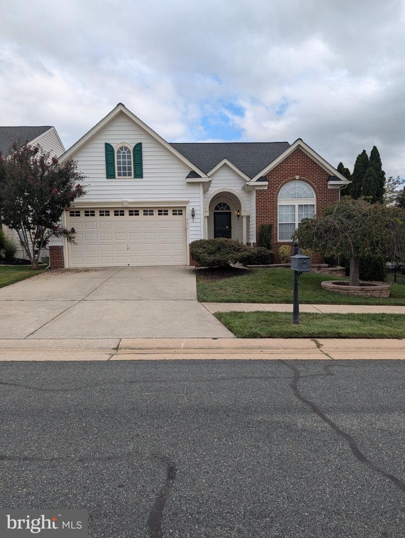 5619 E Kesslers Xing Property Photo 1