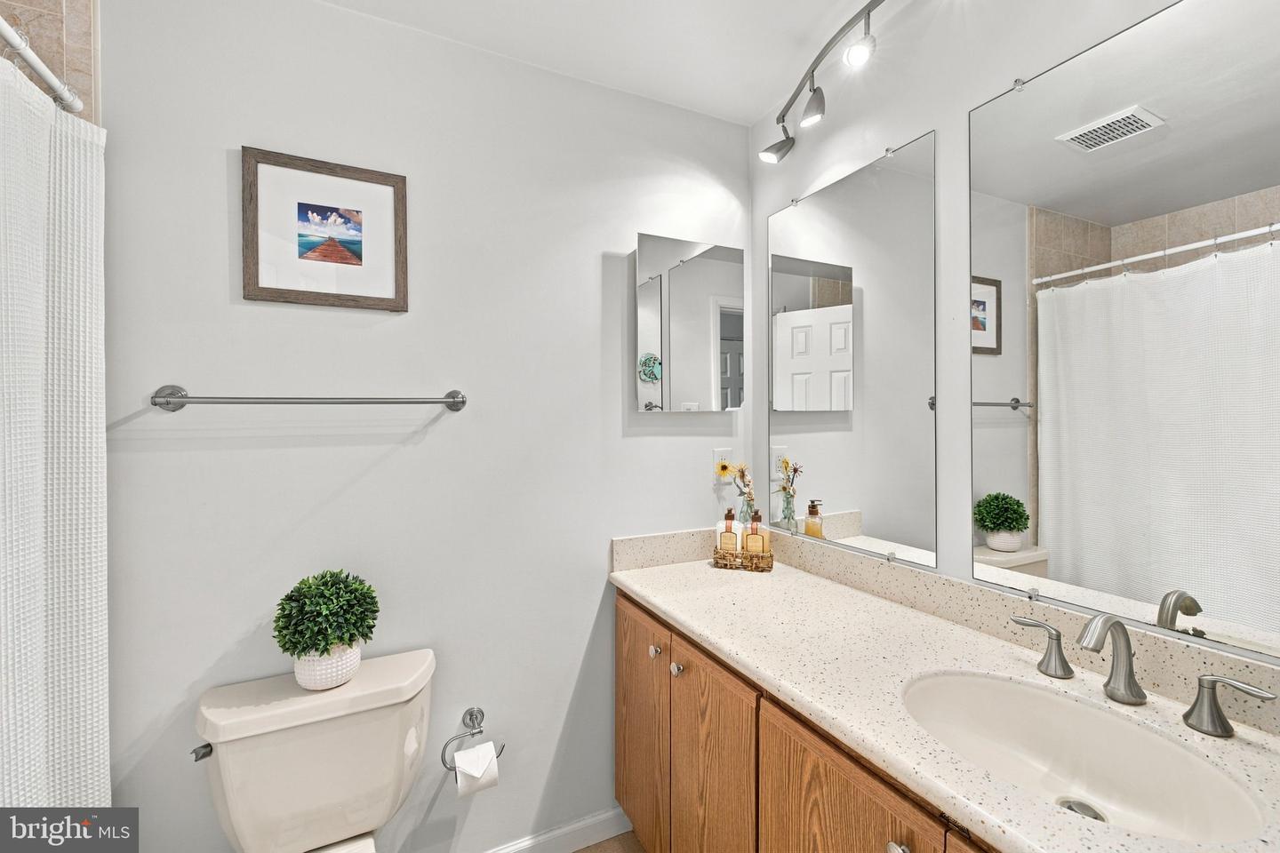 11053 Lucks Rd Property Photo 11