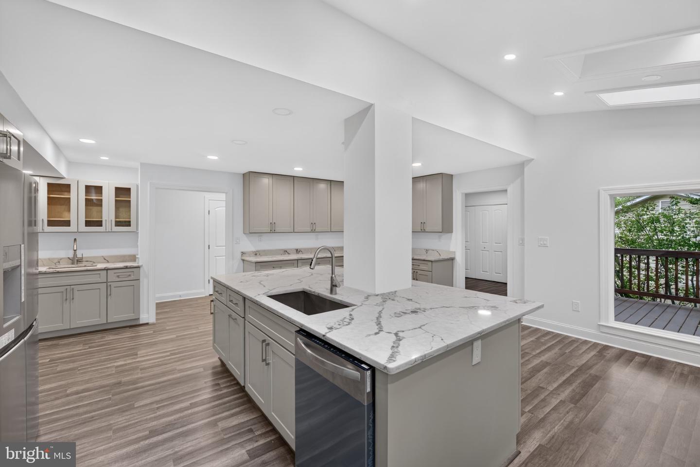 7 Foxhall Cir Property Photo 7