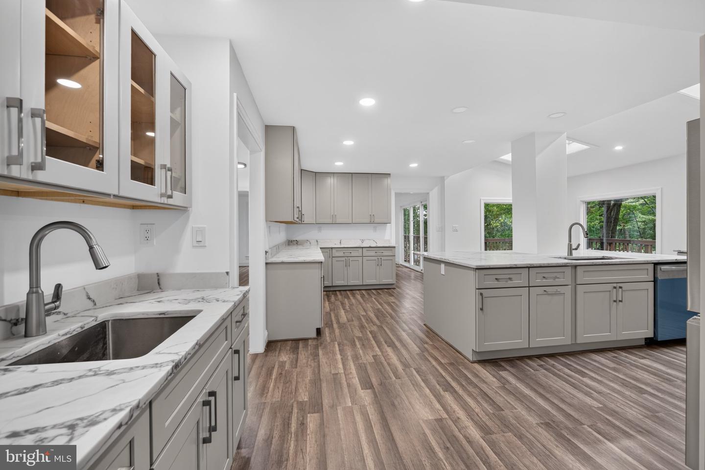 7 Foxhall Cir Property Photo 8