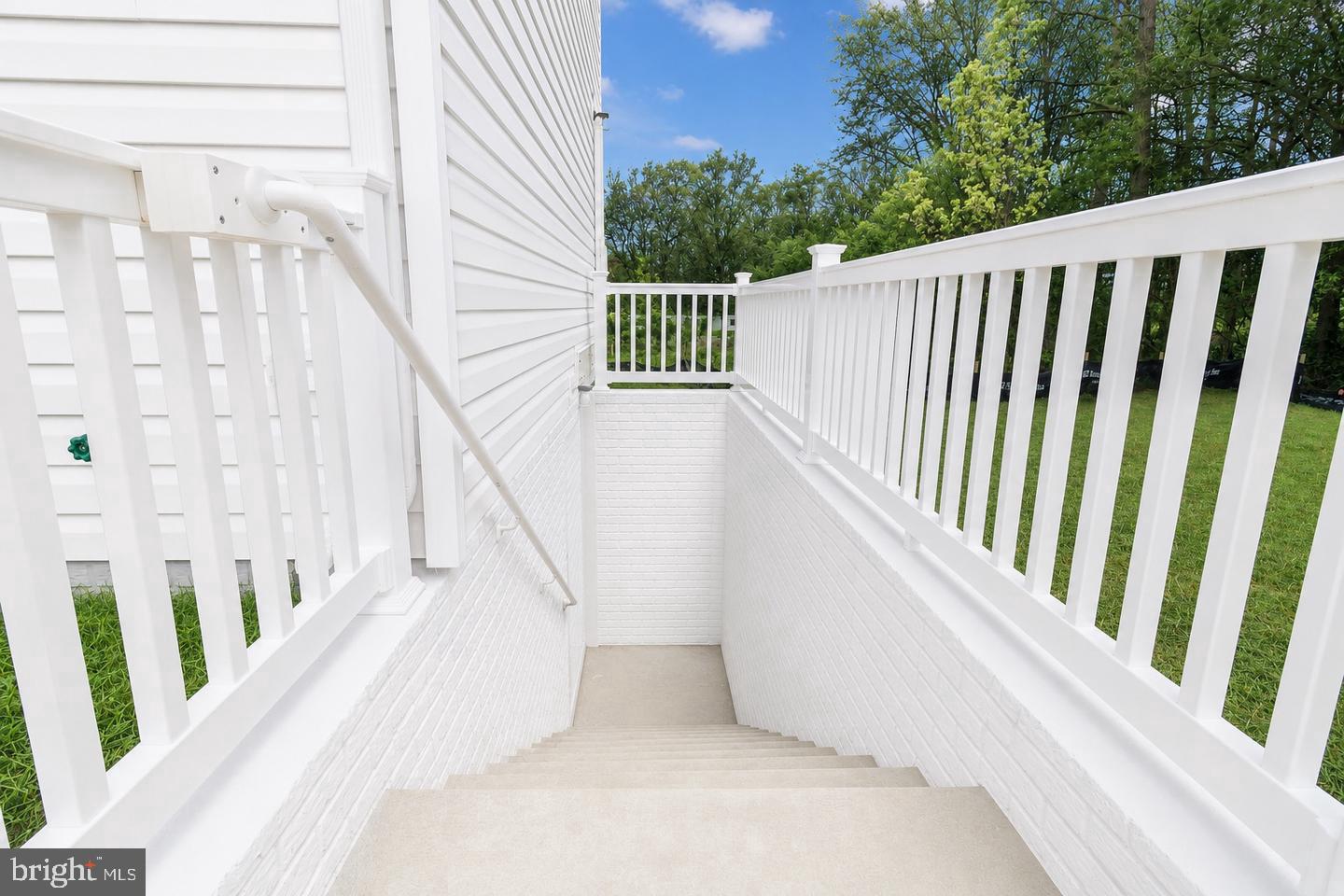 177 Mansfield St Property Photo 2