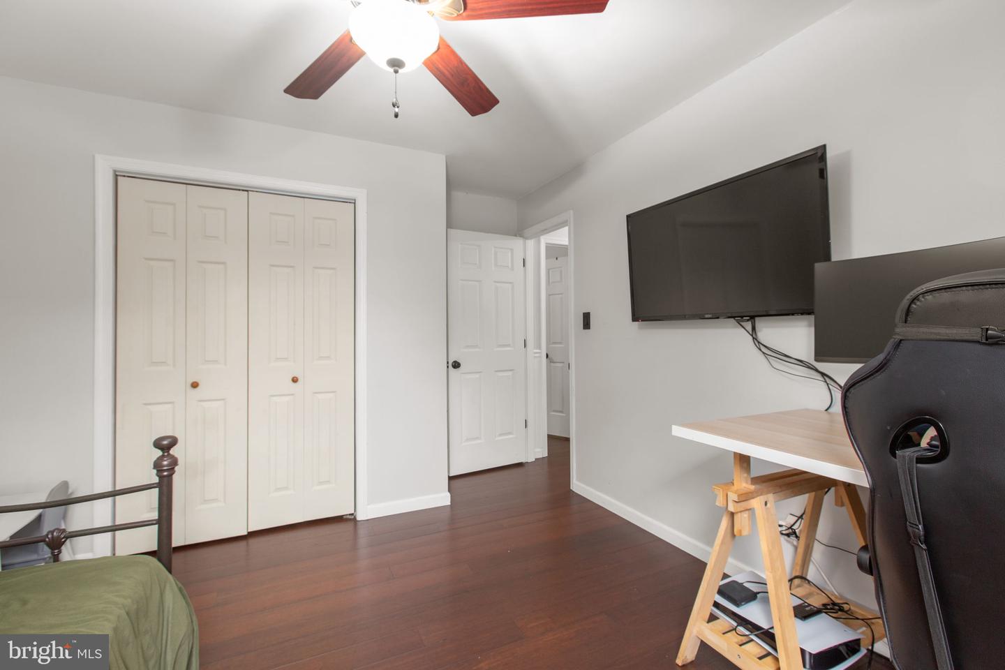 3909 Glazebrook Dr Property Photo 28