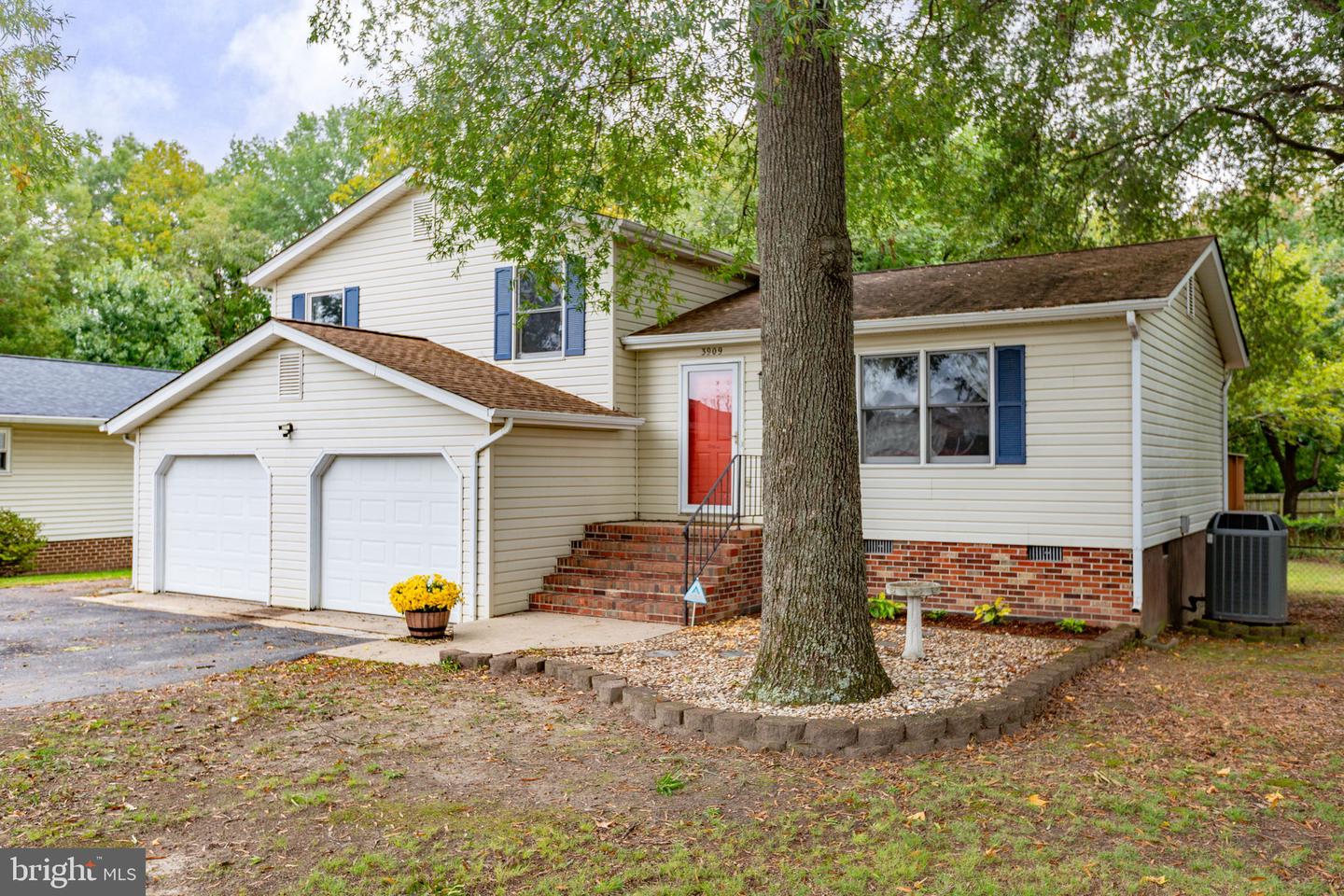 3909 Glazebrook Dr Property Photo 36
