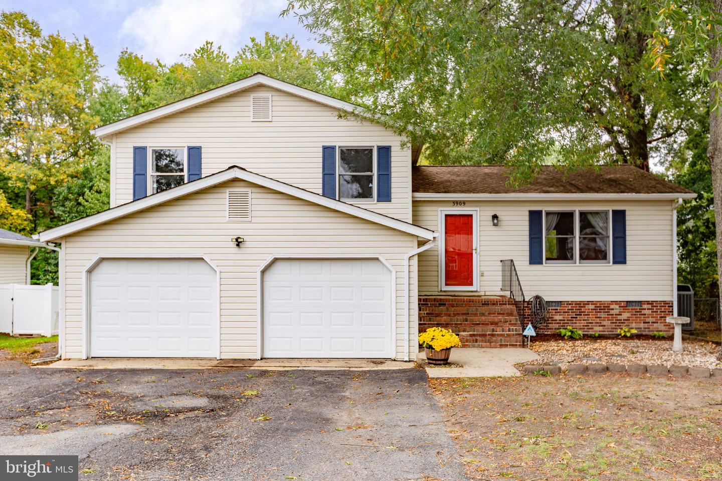 3909 Glazebrook Dr Property Photo 45
