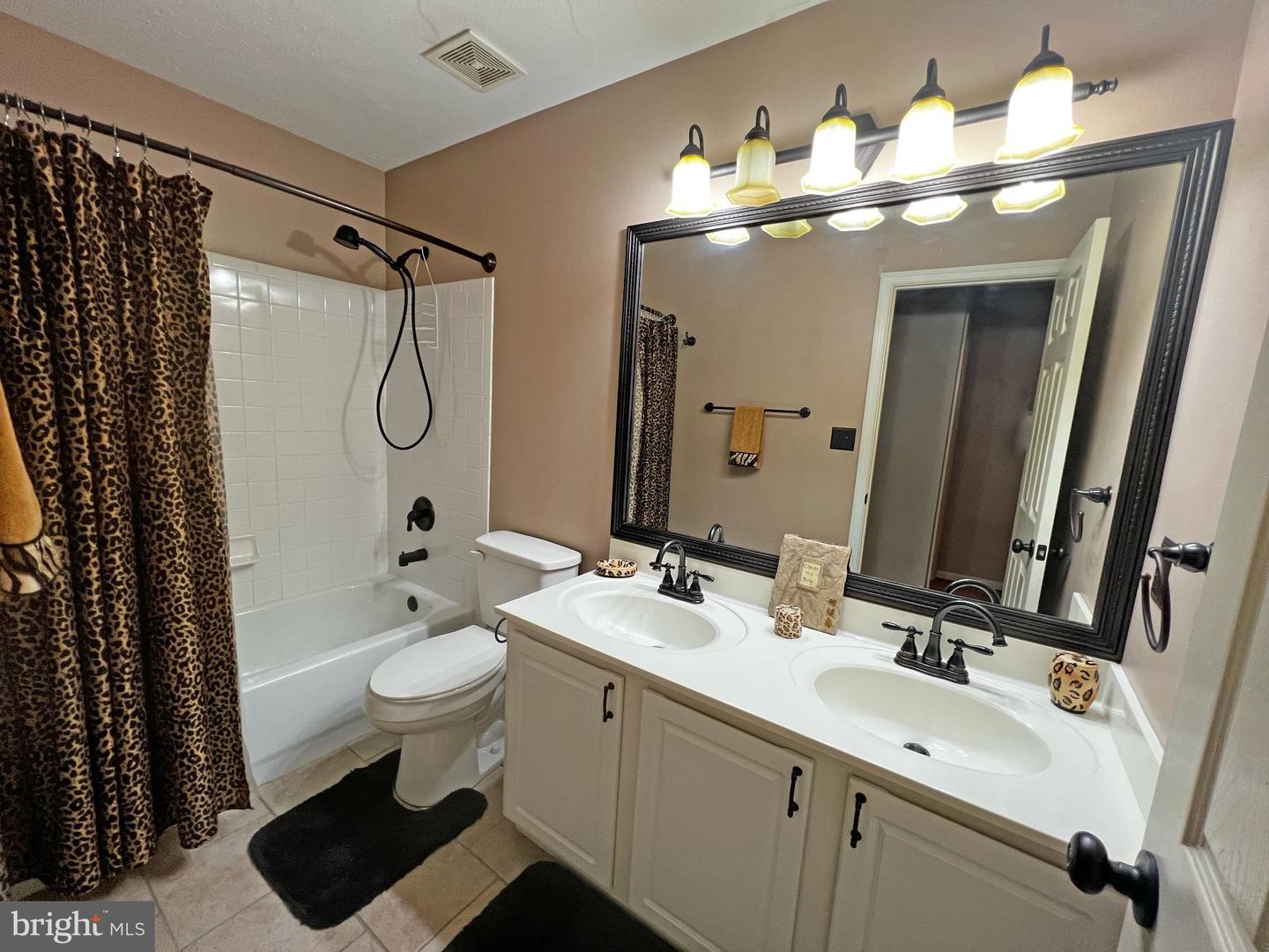 6122 W Melody Ct Property Photo 15