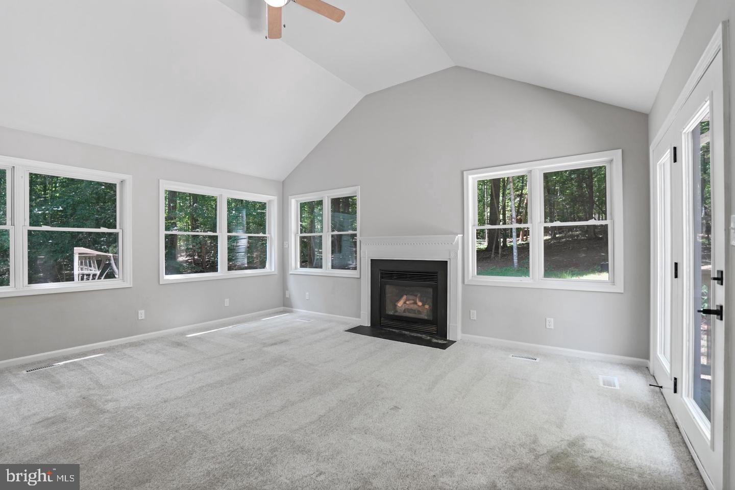 12000 Lee Dr Property Photo 28