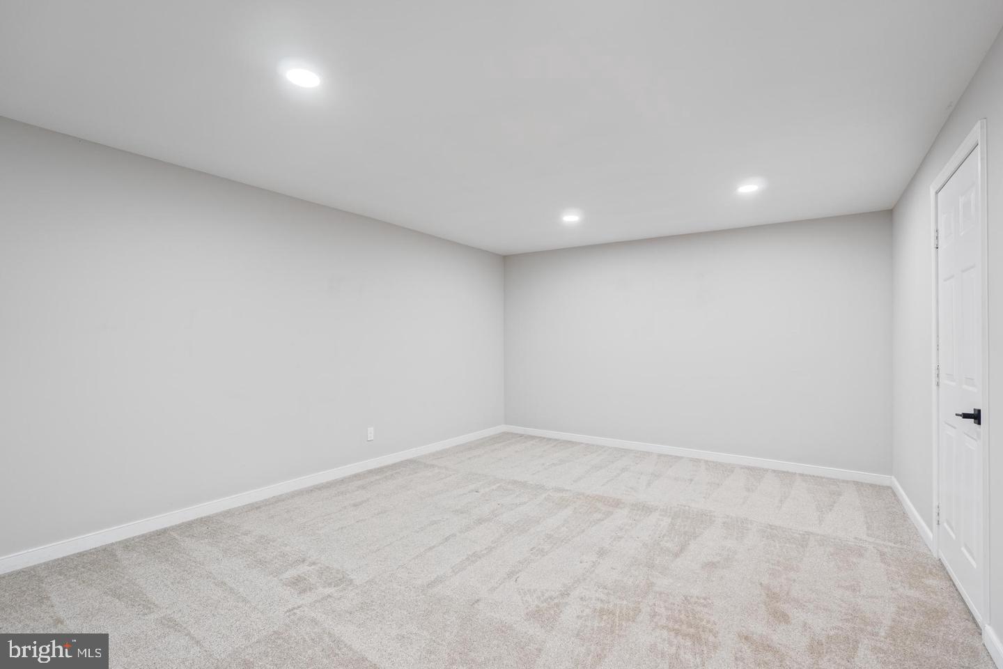 12000 Lee Dr Property Photo 58