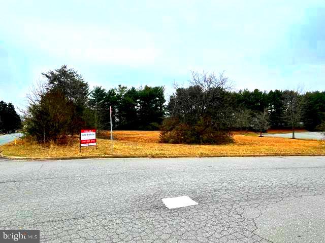 Clermont Dr Property Photo 2