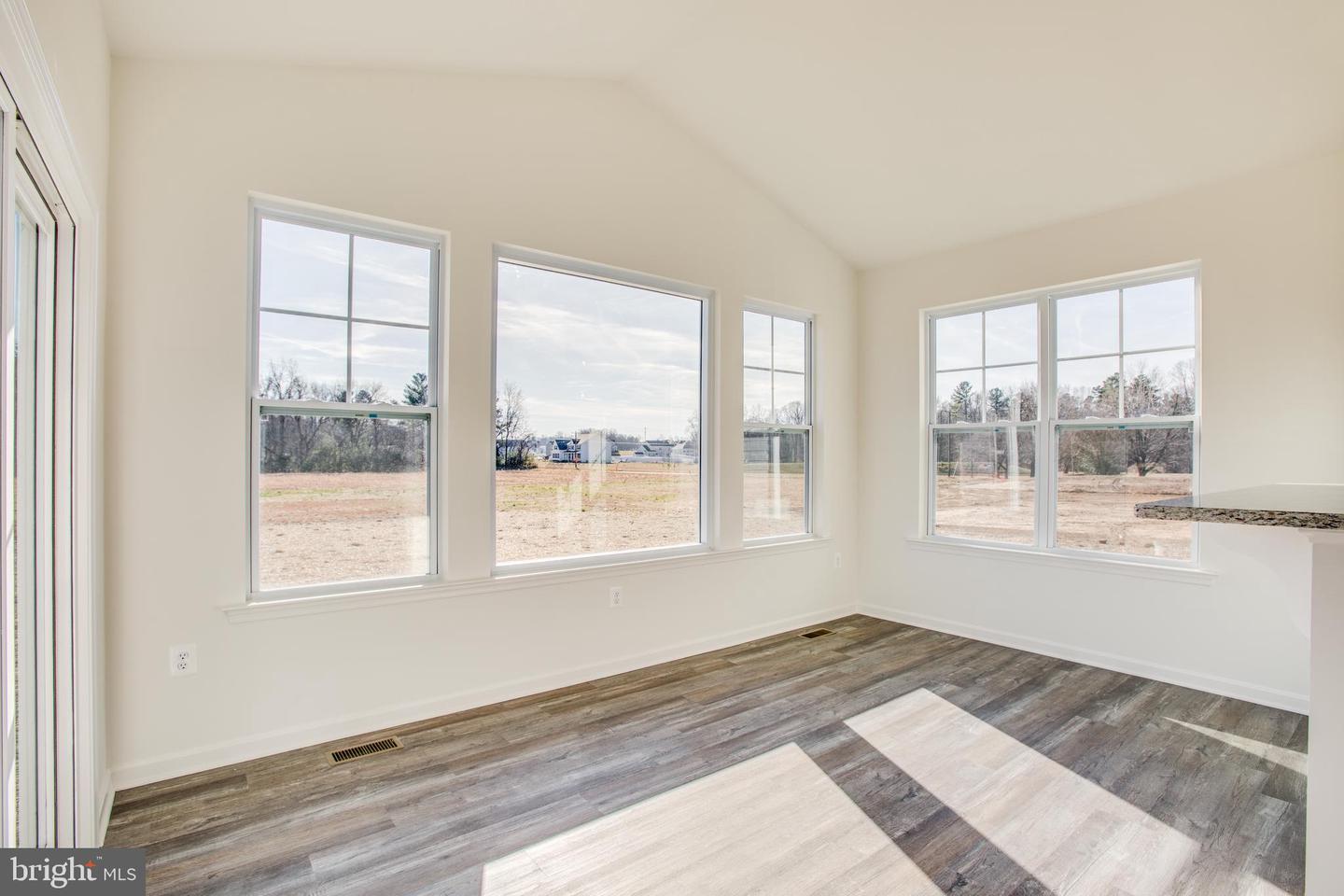 2107 Warrenton Rd Property Photo 10