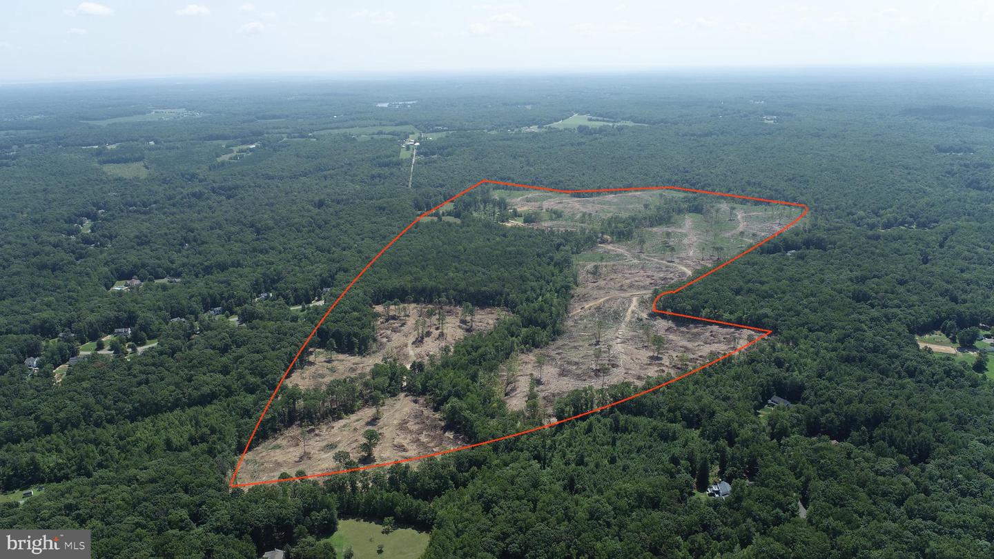 235 Spotted Tavern Rd Property Photo 19
