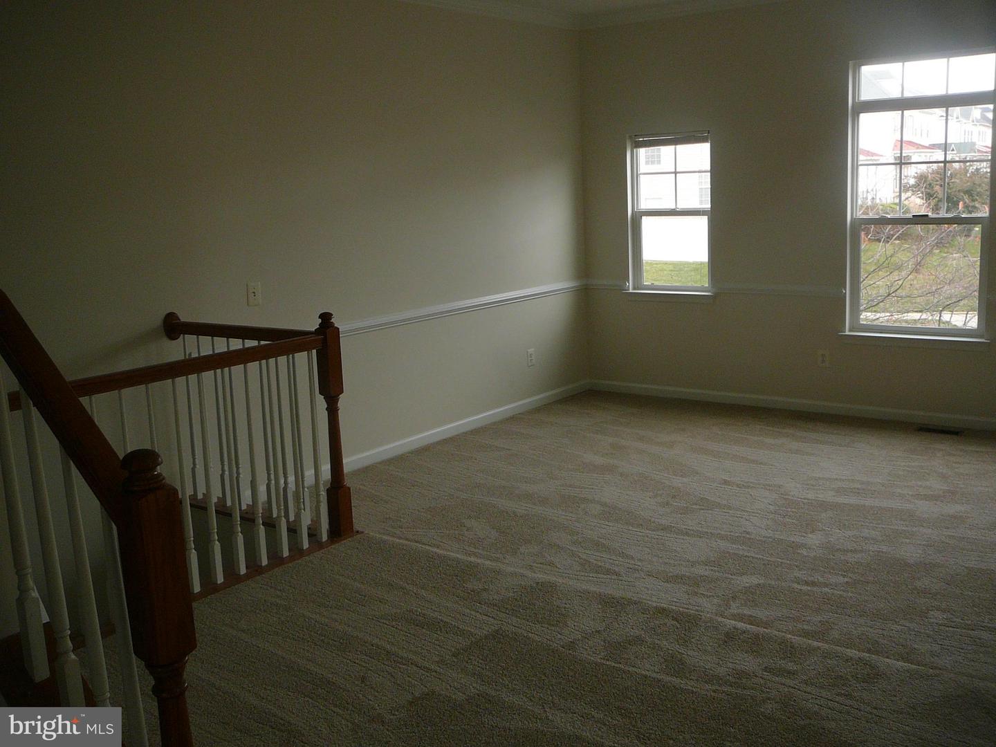 38 Pike Pl Property Photo 3