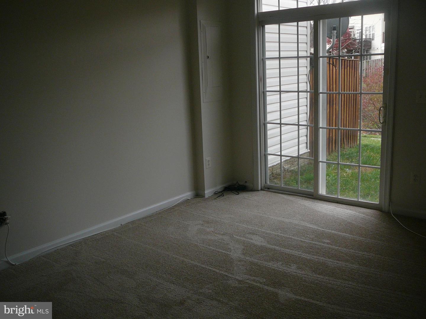 38 Pike Pl Property Photo 6