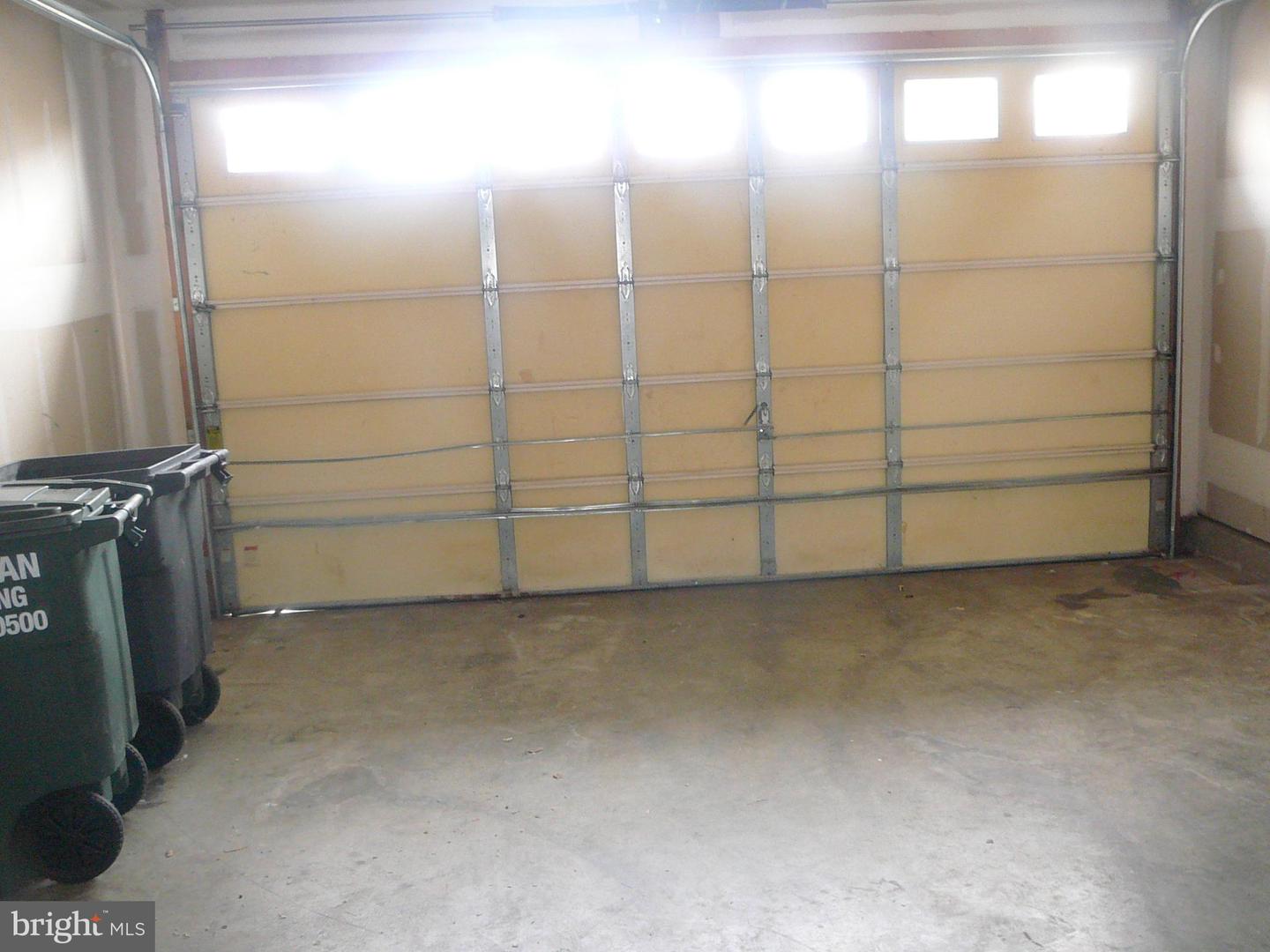 38 Pike Pl Property Photo 10