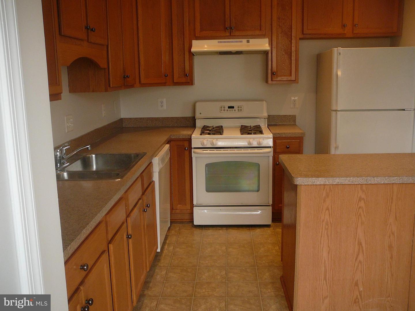 38 Pike Pl Property Photo 11