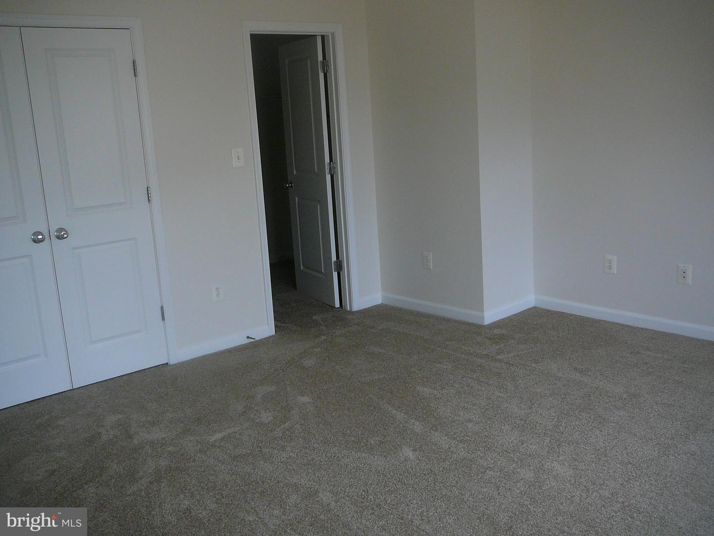 38 Pike Pl Property Photo 17