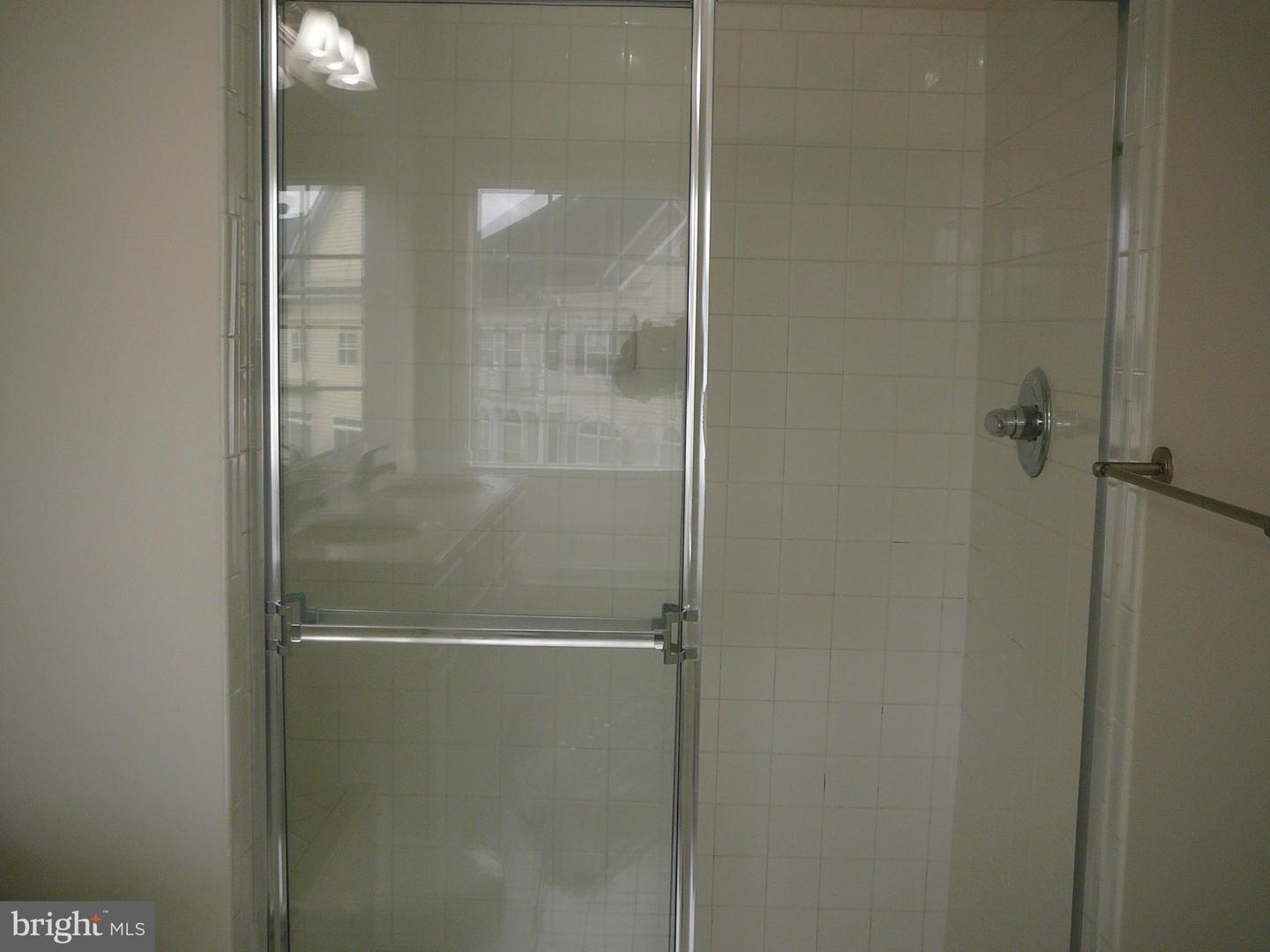 38 Pike Pl Property Photo 19