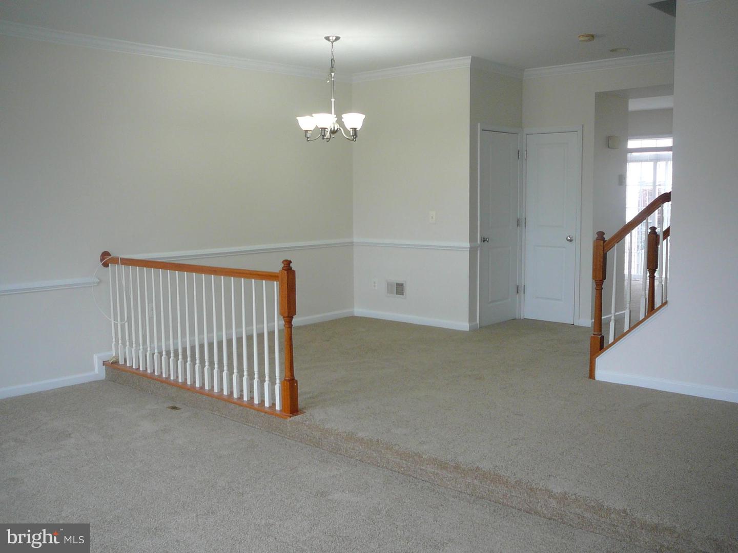 38 Pike Pl Property Photo 24